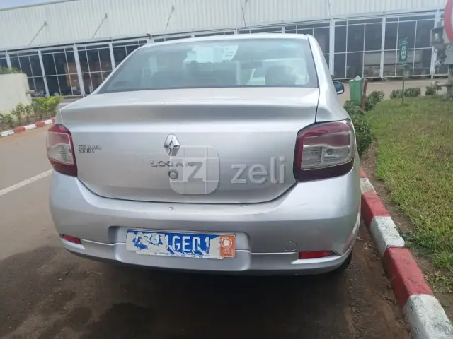 Renault Logan 2018 — photo 3