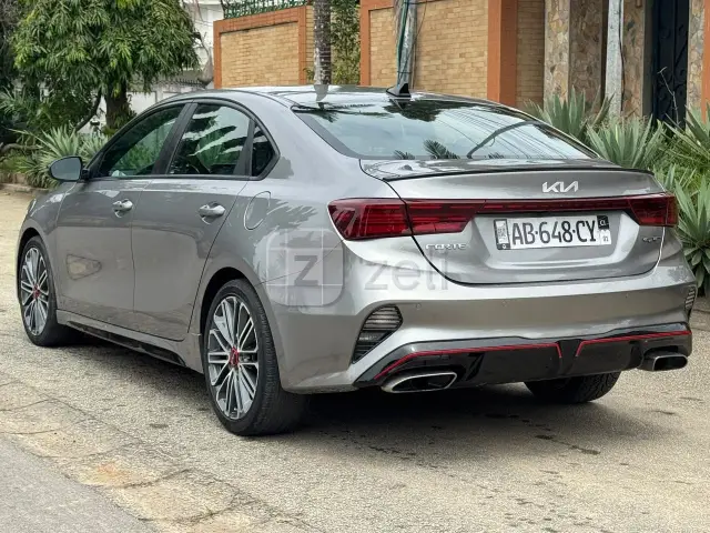 Kia Forte 2022 — photo 5
