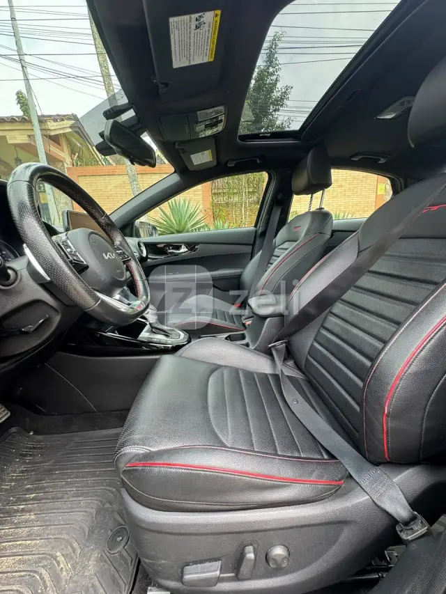 Kia Forte 2022 — photo 3