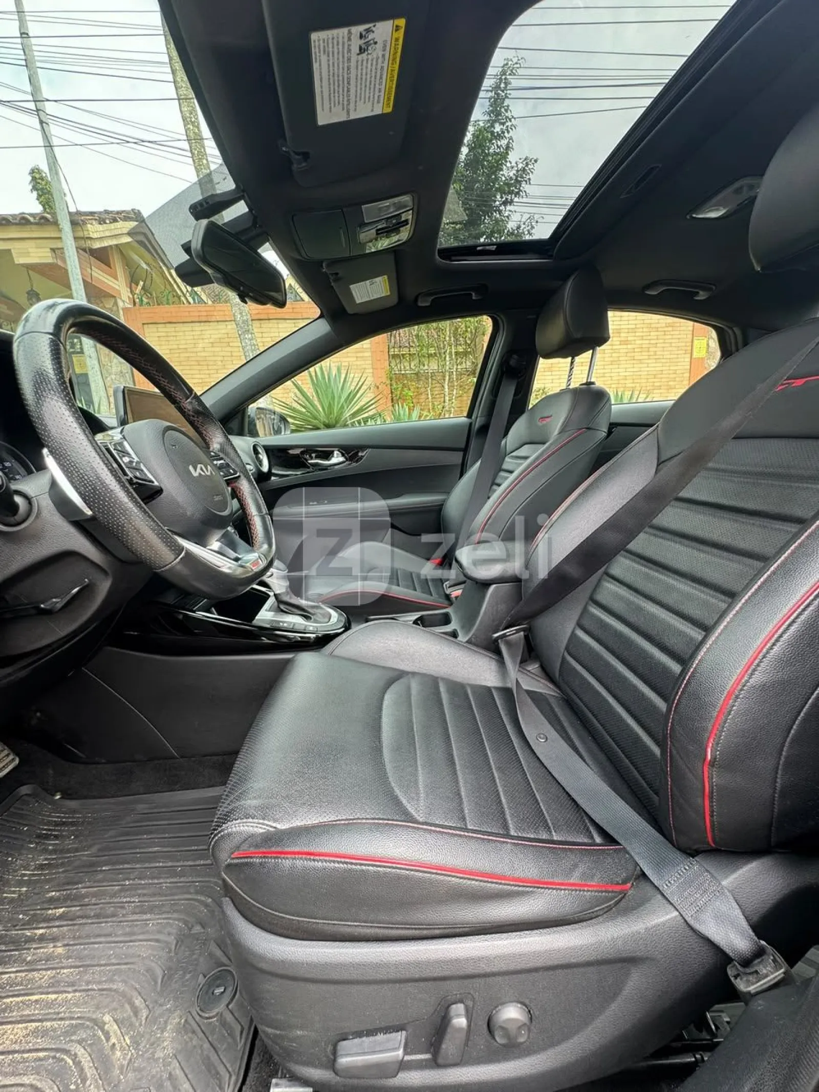 Kia Forte 2022 — photo 3