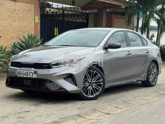 Kia Forte 2022 — photo 8