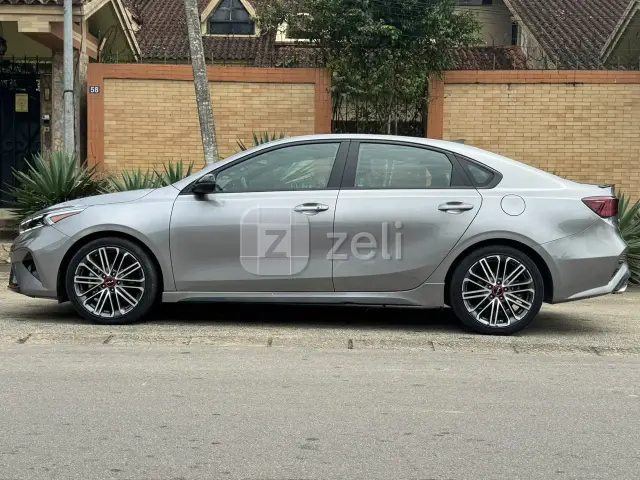 Kia Forte 2022 — photo 10