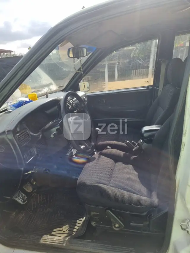 Kia Autre 2002 — photo 5