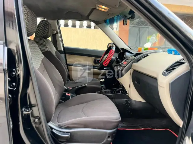 Kia Soul 2010 — photo 6
