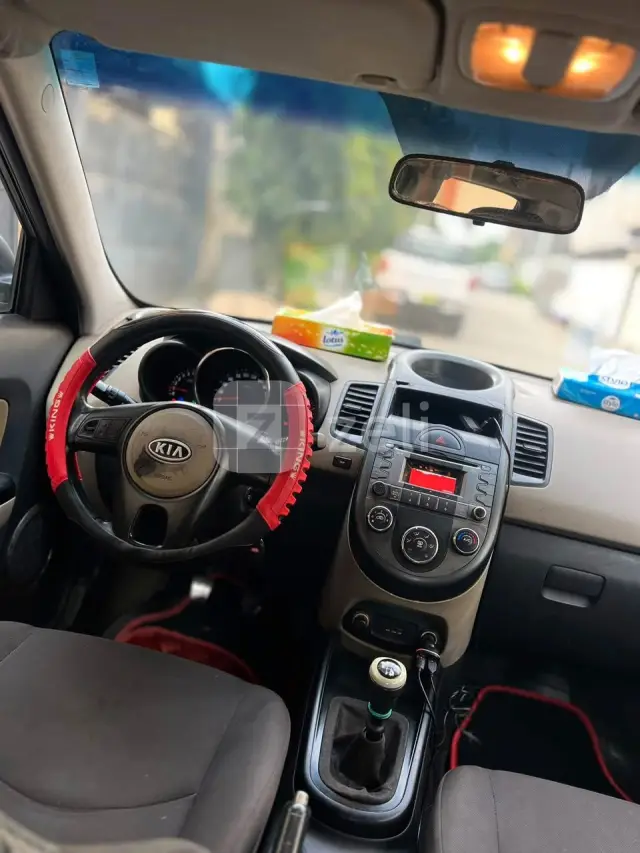 Kia Soul 2010 — photo 8