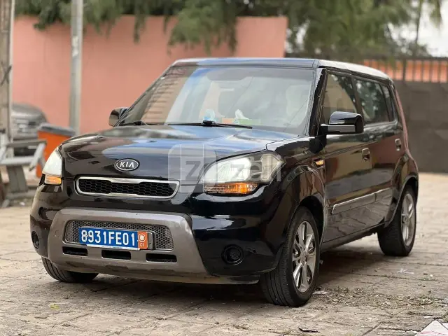 Kia Soul 2010 — photo 1