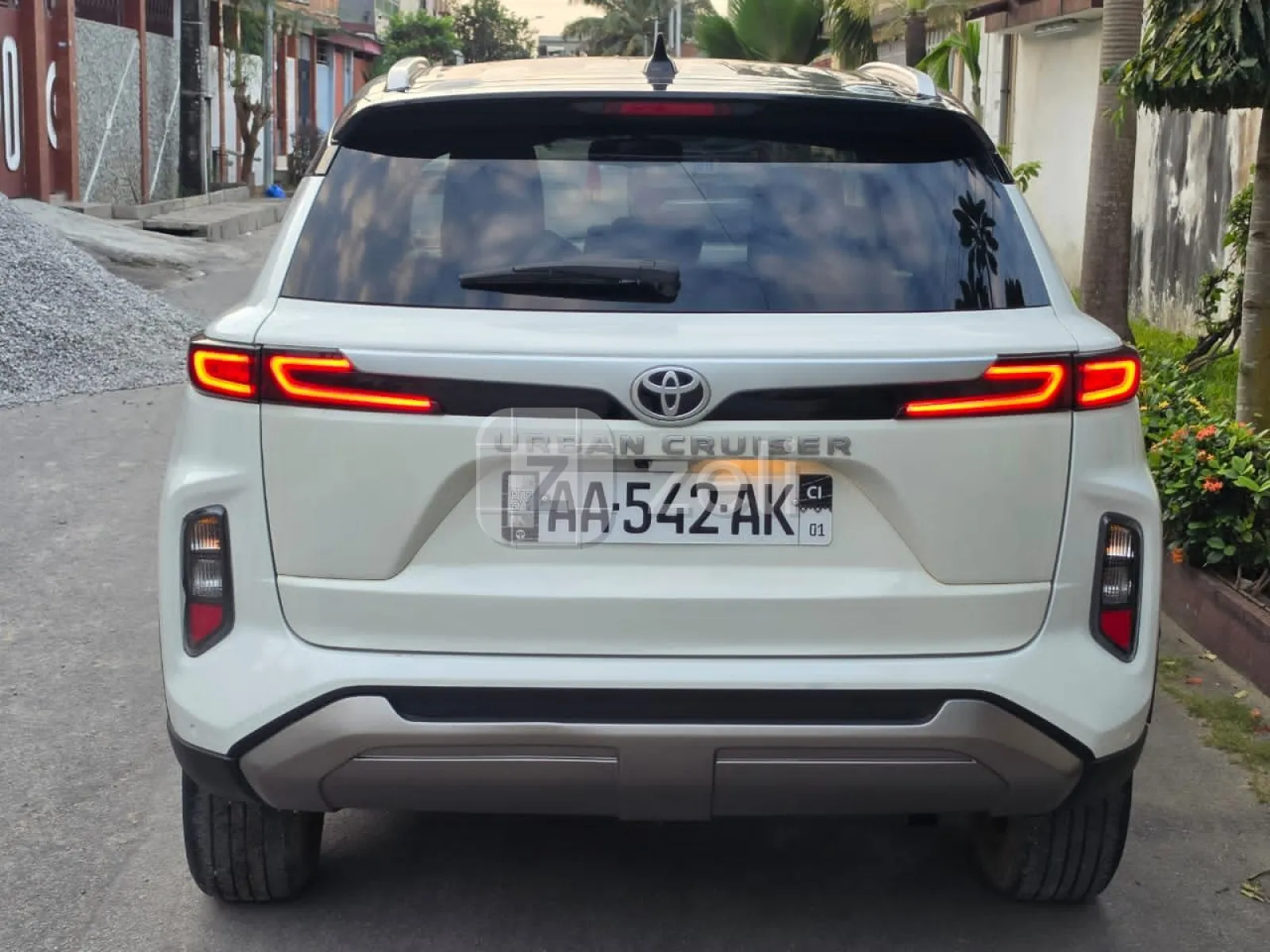 Toyota Urban Cruiser 2023 — photo 5
