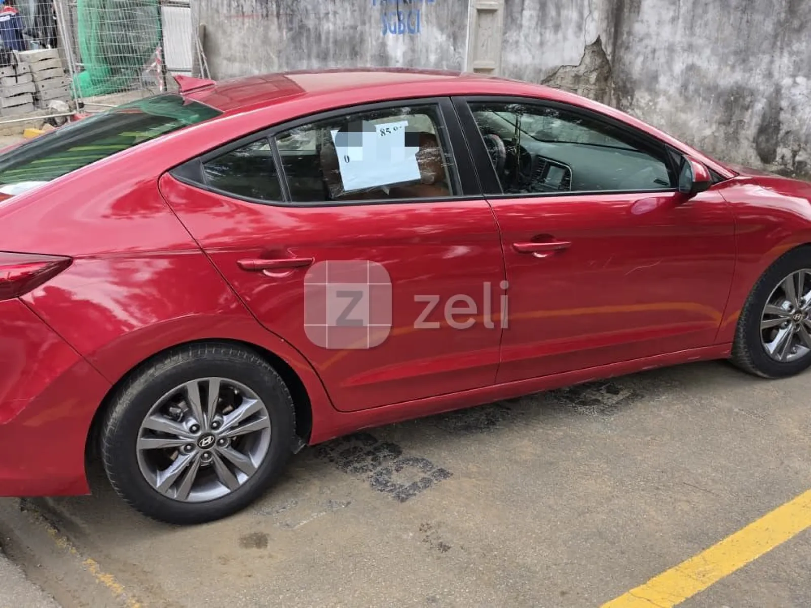 Hyundai Elantra 2018 — photo 2