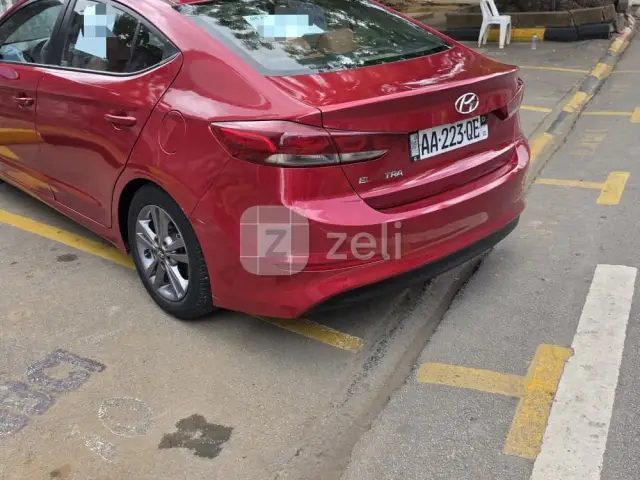 Hyundai Elantra 2018 — photo 4