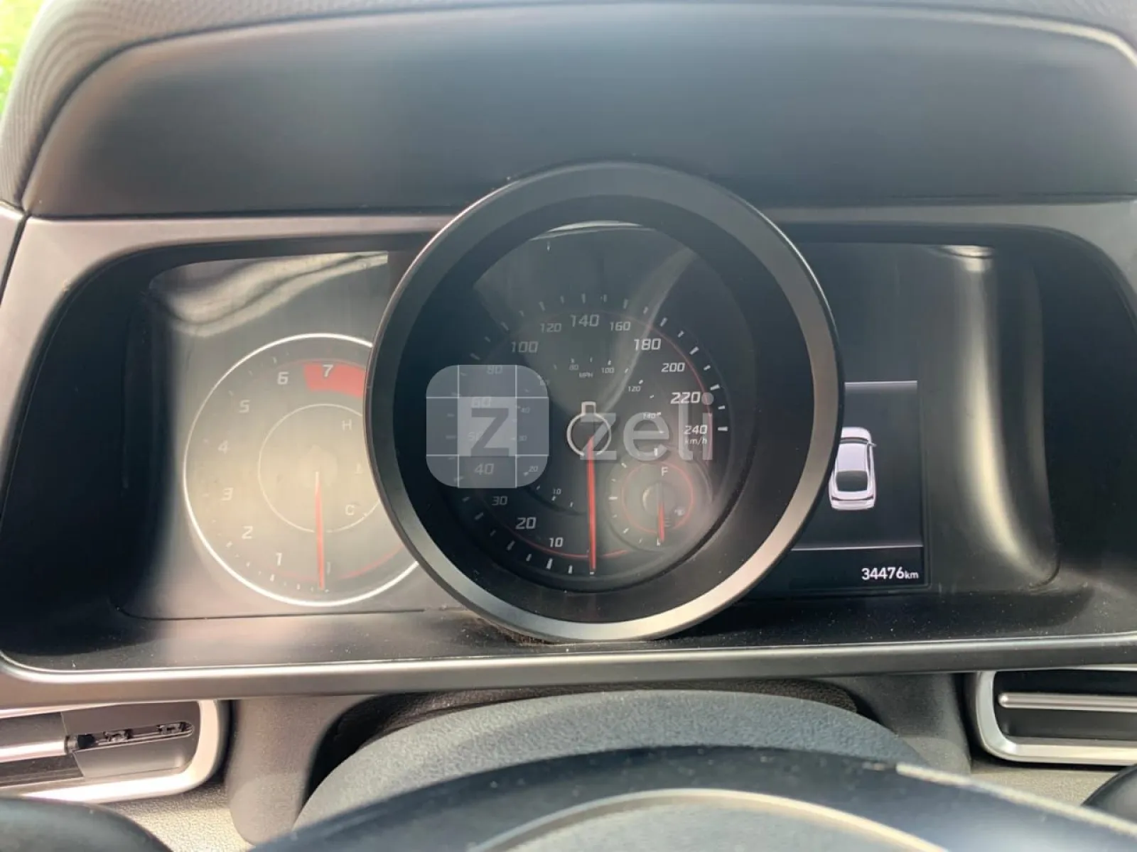 Hyundai Elantra 2022 — photo 9