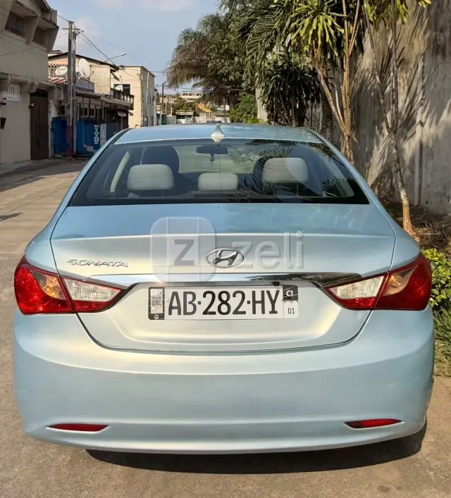 Hyundai Sonata 2011 — photo 4