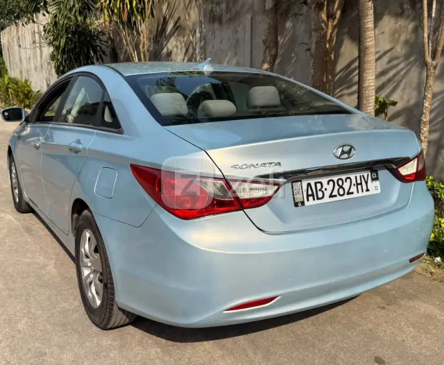 Hyundai Sonata 2011 — photo 5