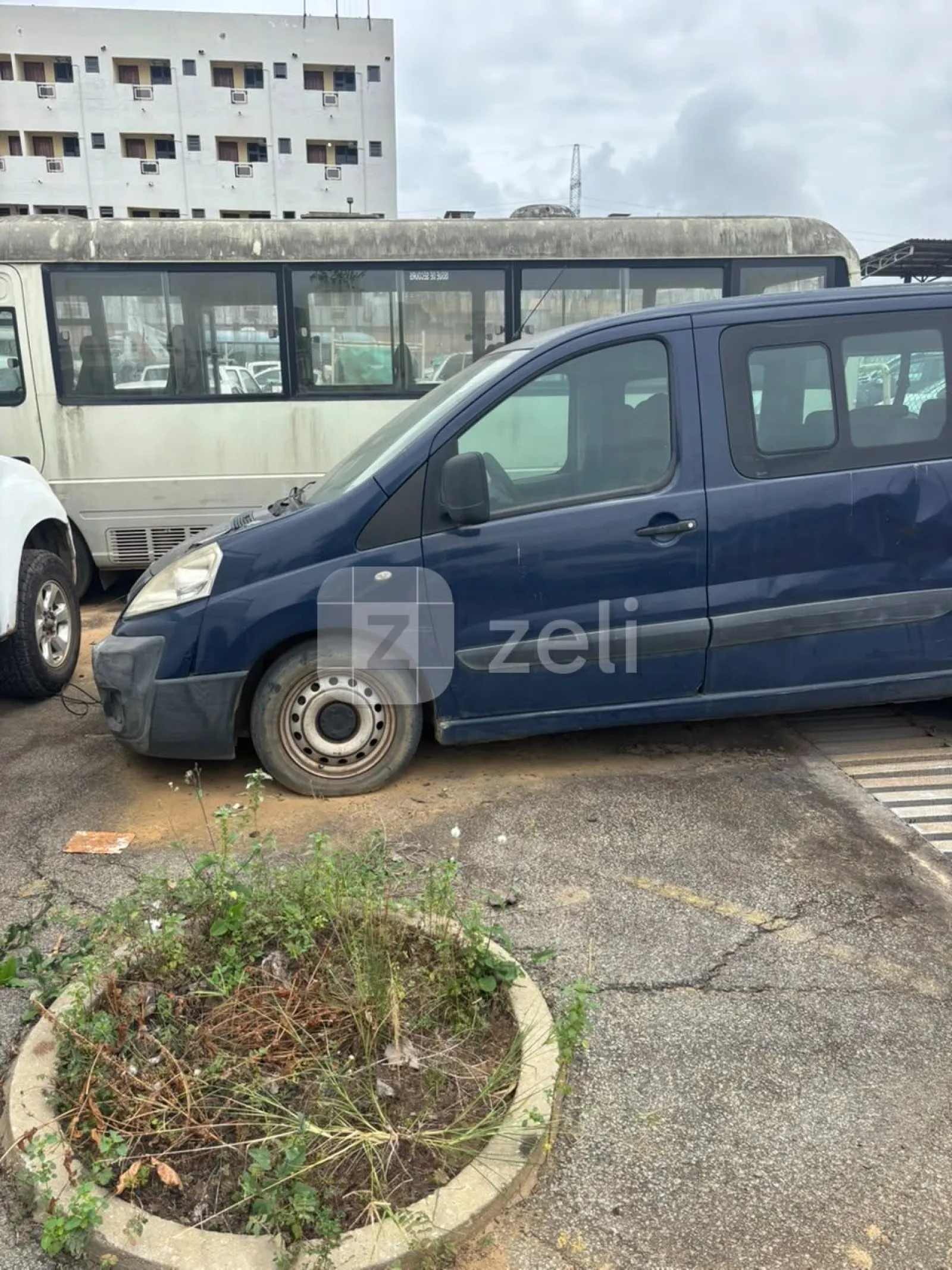 Peugeot Expert 2012 — photo 3