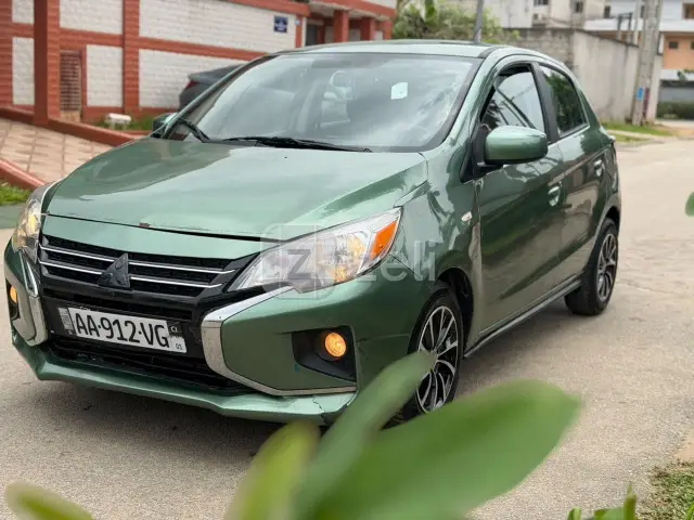 Mitsubishi Mirage 2023 — photo 2