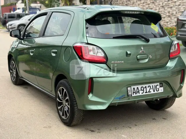 Mitsubishi Mirage 2023 — photo 5