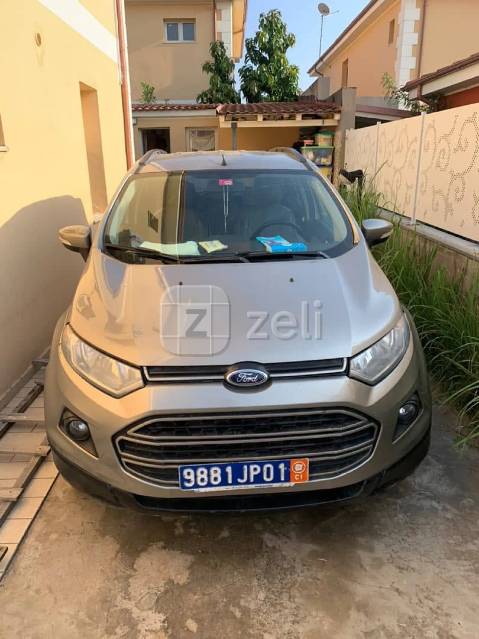 Ford Ecosport 2015 — photo 1