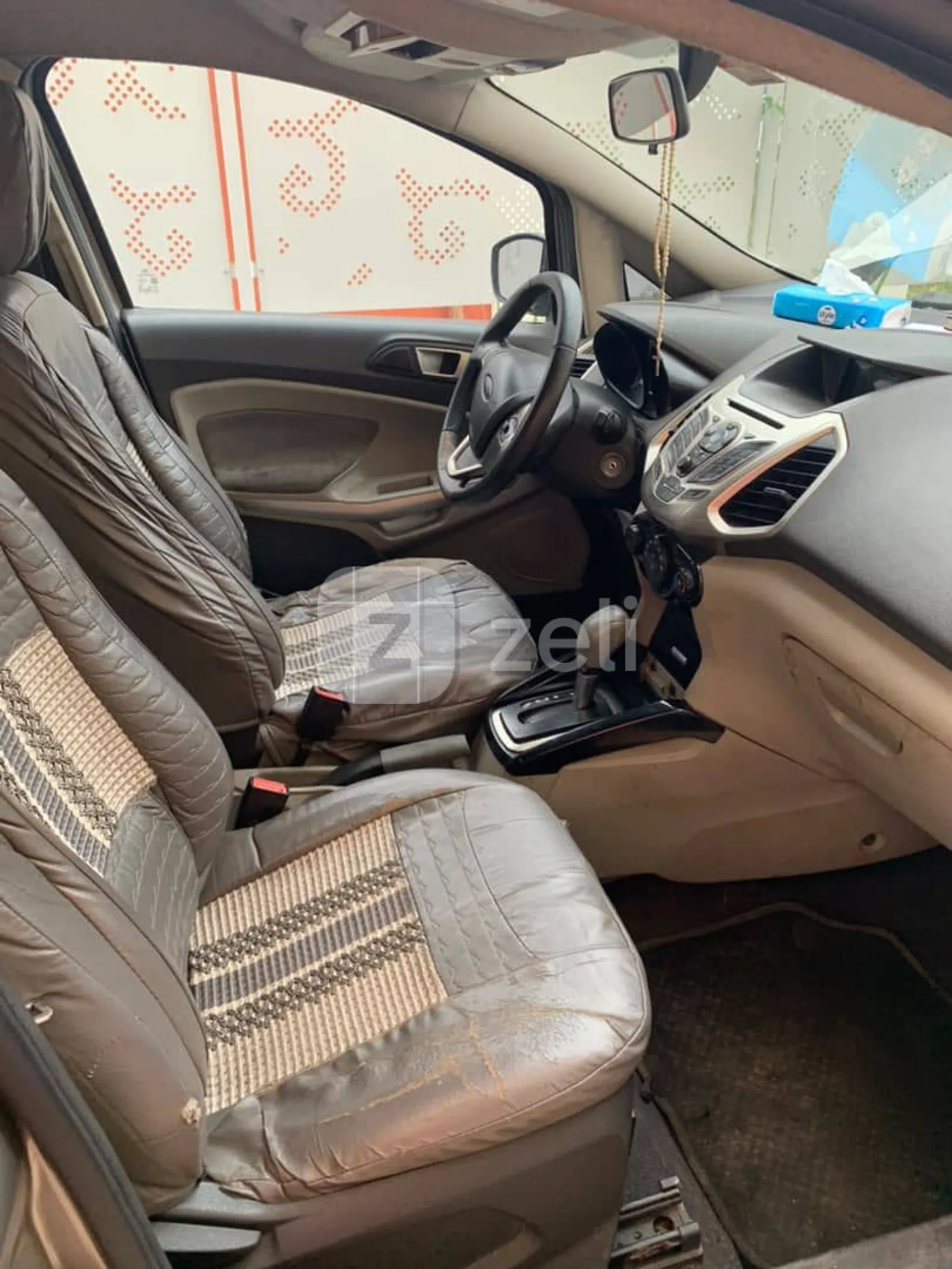 Ford Ecosport 2015 — photo 7