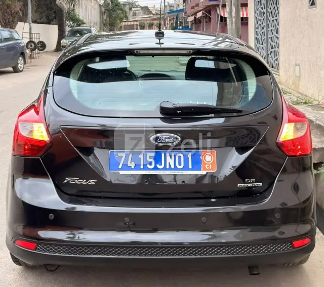 Ford Focus SE 2015 — photo 5