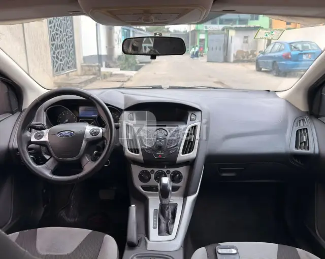 Ford Focus SE 2015 — photo 6
