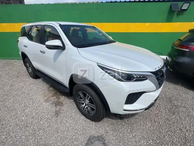 Toyota Fortuner 2024 — photo 2