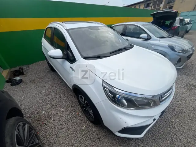 Geely X3 2021 — photo 2