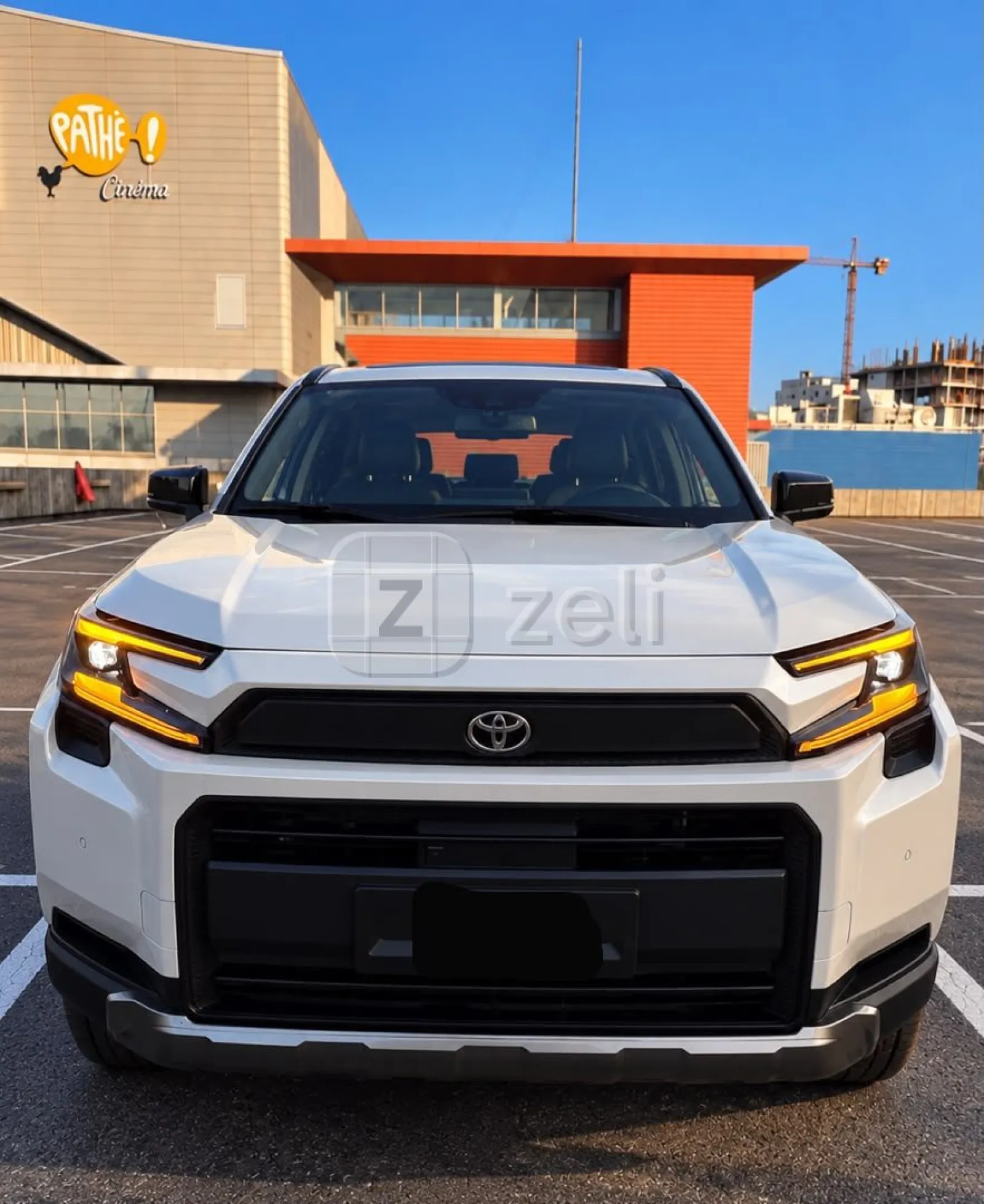 Toyota RAV4 2026 — photo 1