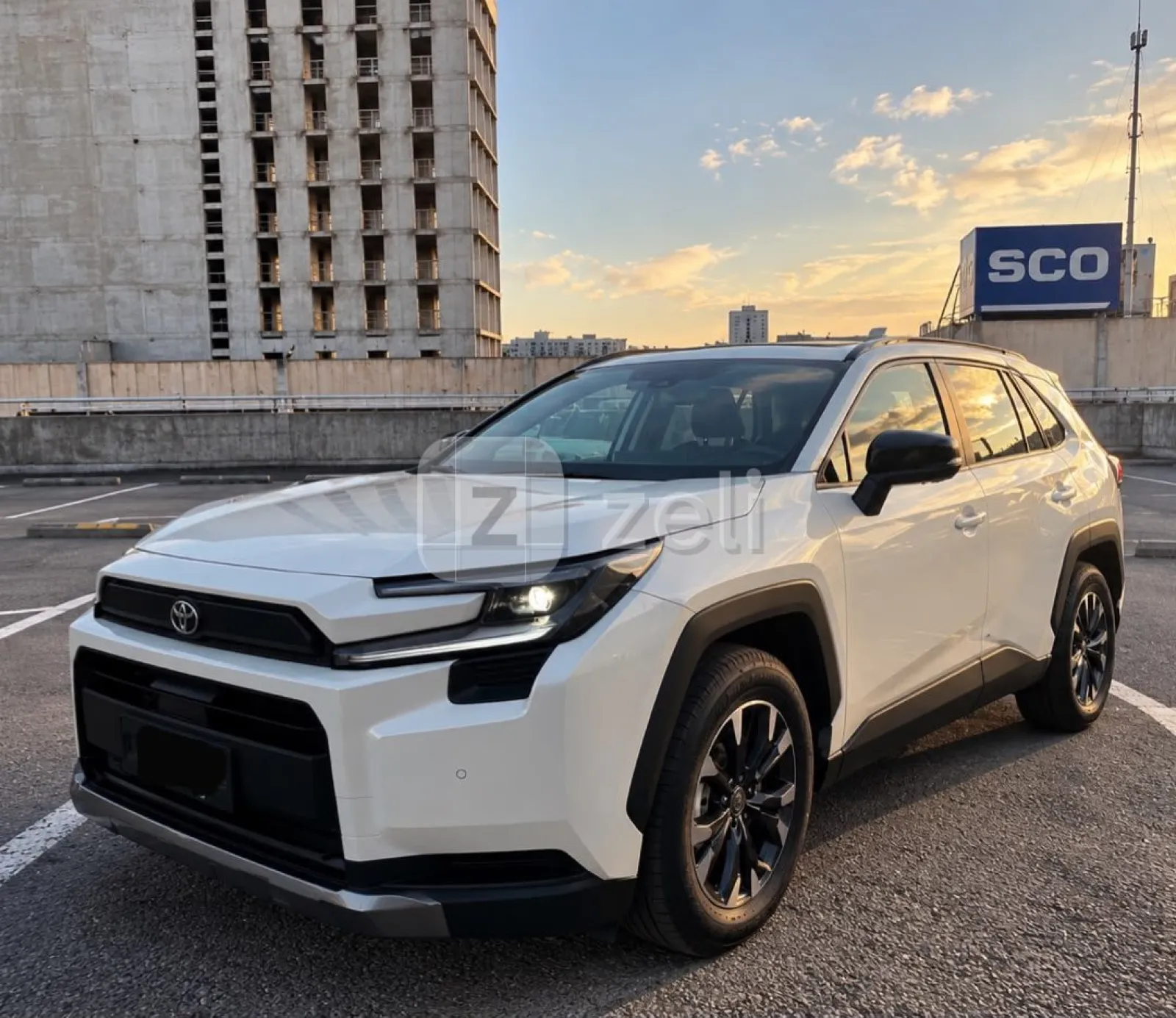 Toyota RAV4 2026 — photo 2