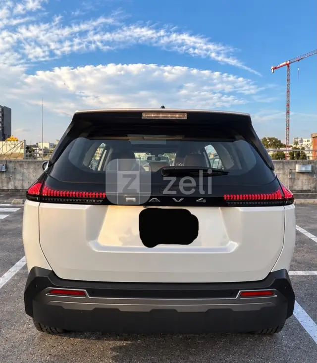 Toyota RAV4 2026 — photo 3