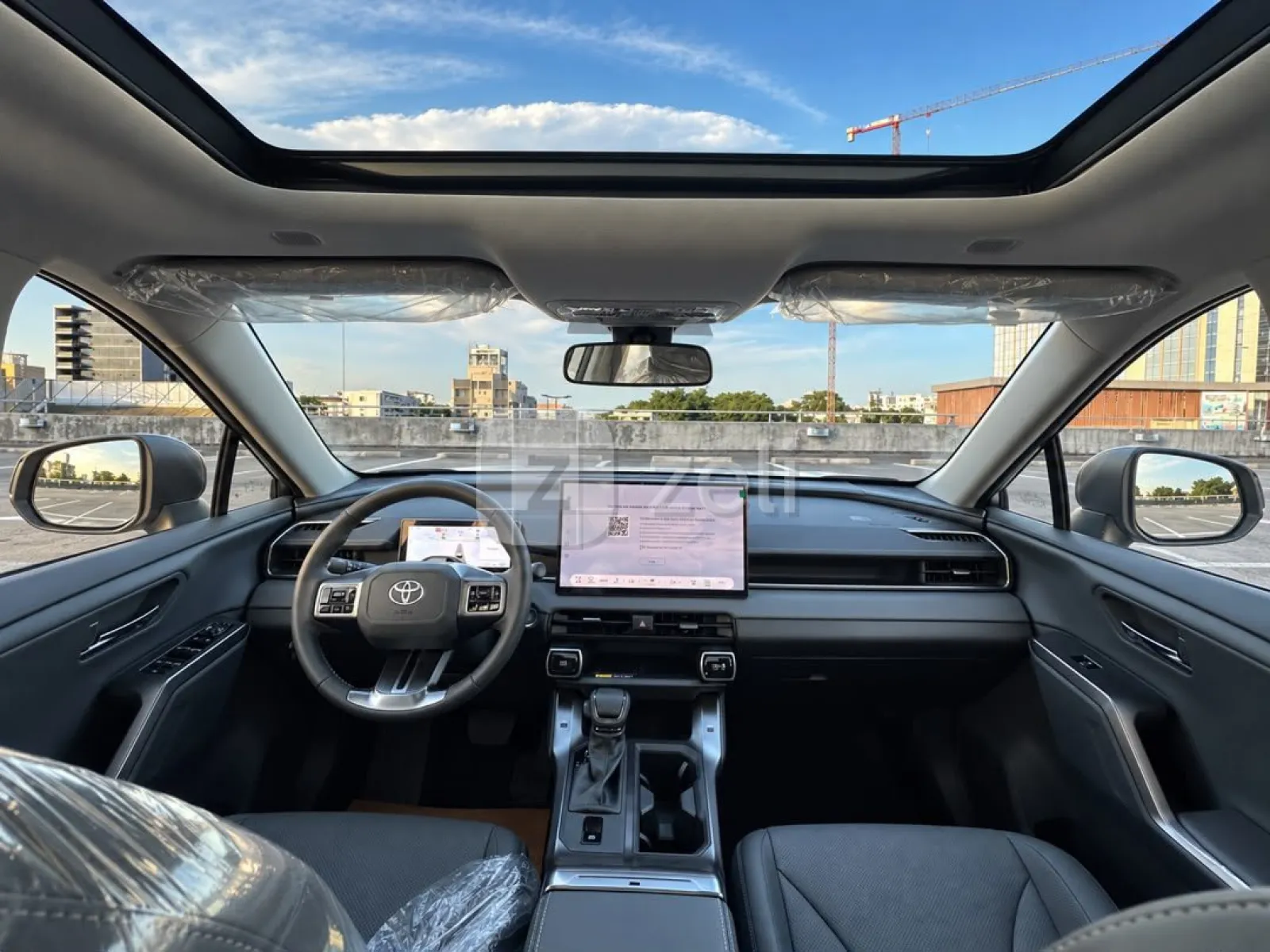 Toyota RAV4 2026 — photo 8