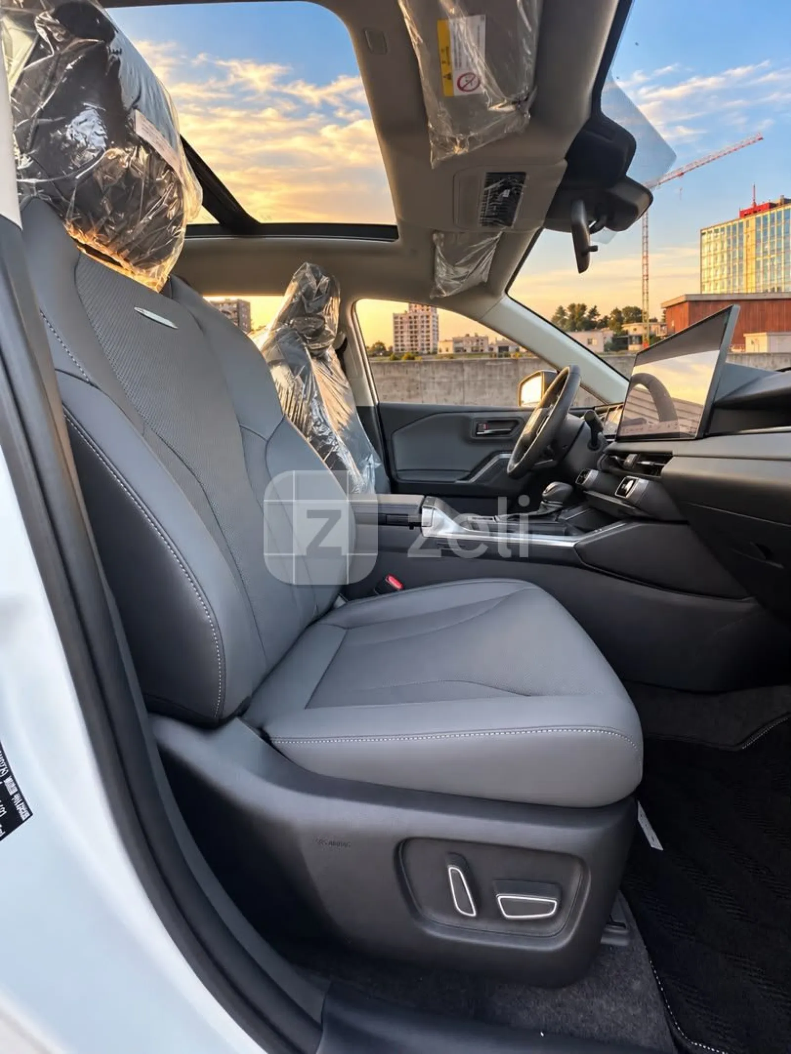 Toyota RAV4 2026 — photo 10