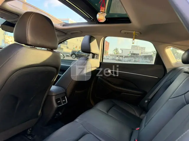 Hyundai Sonata 2023 — photo 11