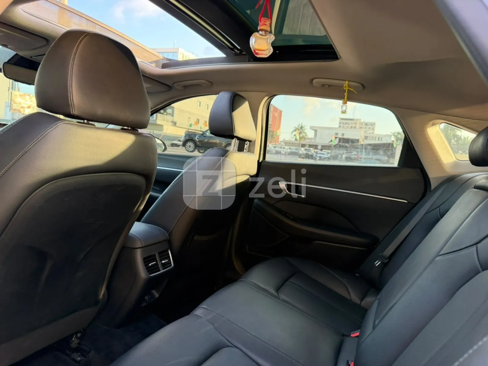 Hyundai Sonata 2023 — photo 11