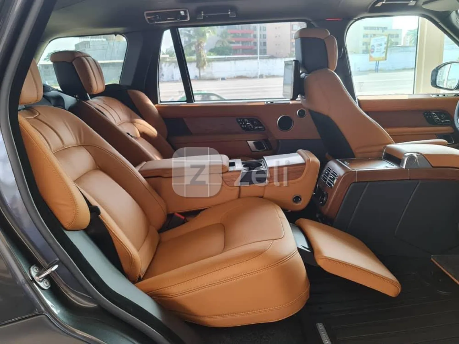 Range Rover Vogue 2021 — photo 5