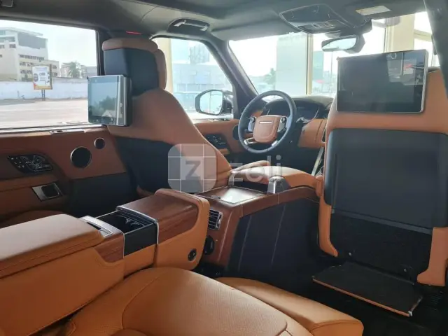 Range Rover Vogue 2021 — photo 7