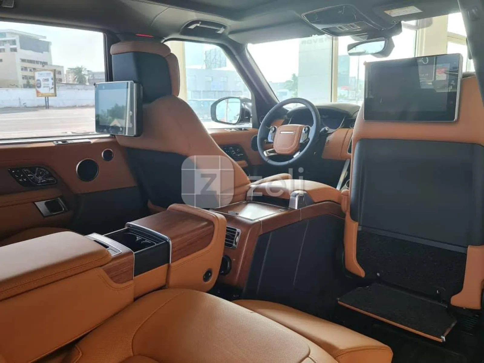 Range Rover Vogue 2021 — photo 7