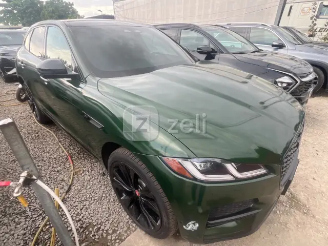 Jaguar F-PACE 2022 — photo 2