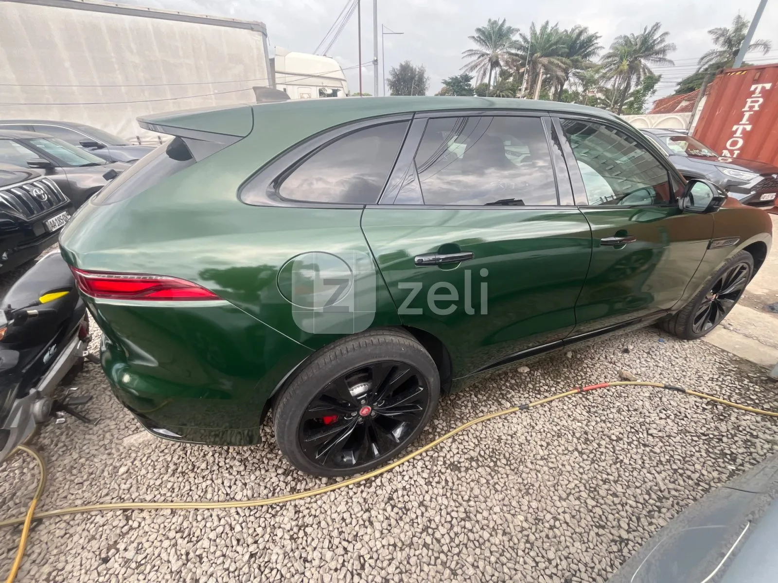 Jaguar F-PACE 2022 — photo 5
