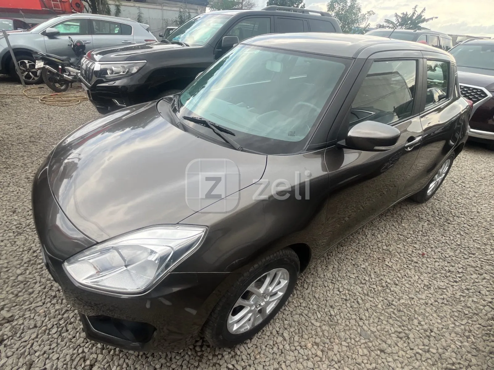 Suzuki Swift 2019 — photo 3
