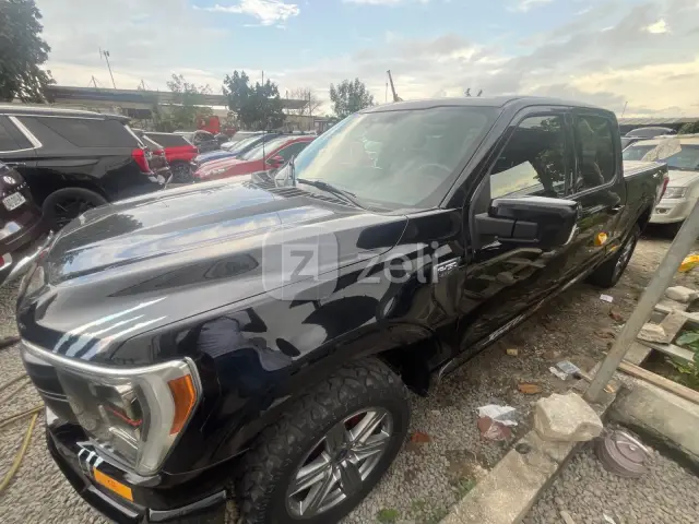 Ford F150 2023 — photo 3