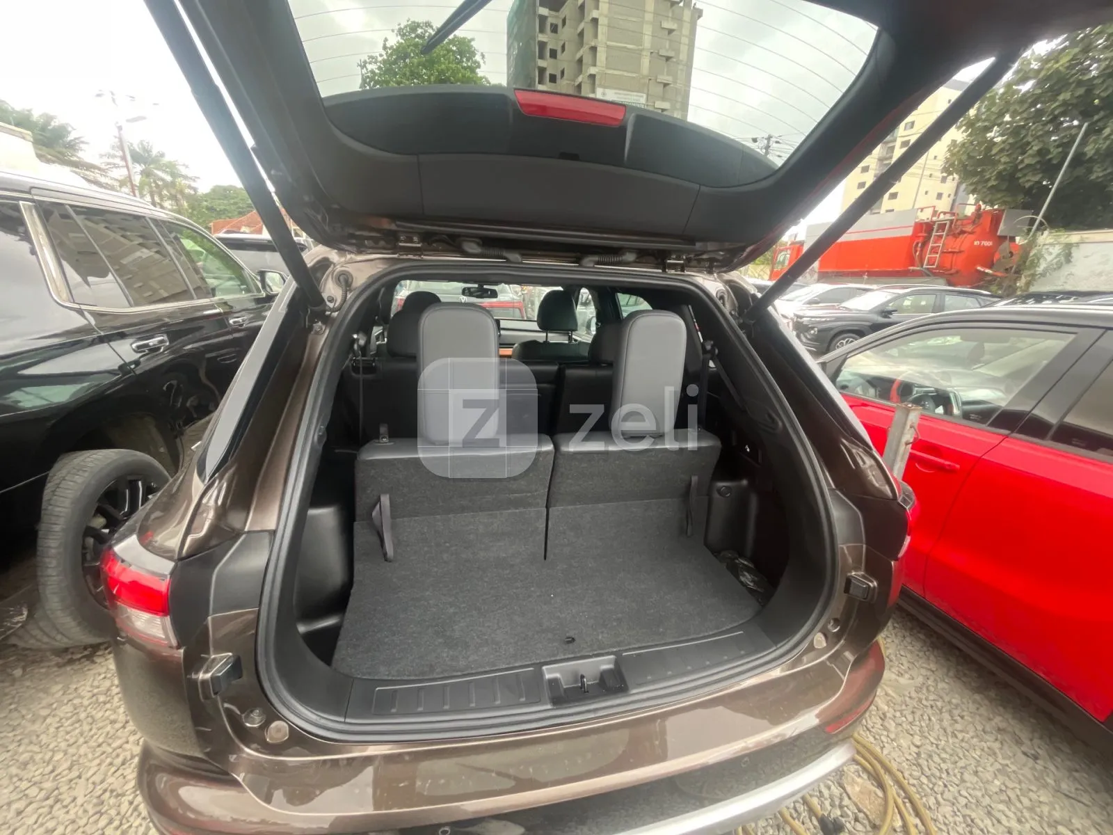Mitsubishi Outlander 2023 — photo 7