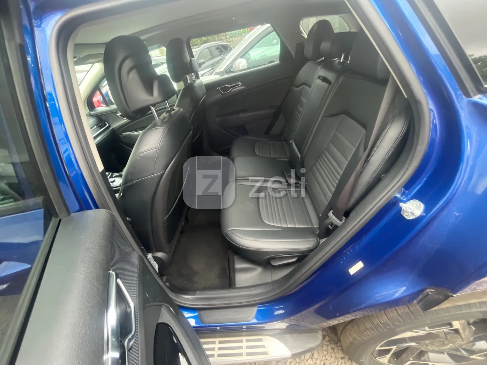 Kia Sportage 2023 — photo 8