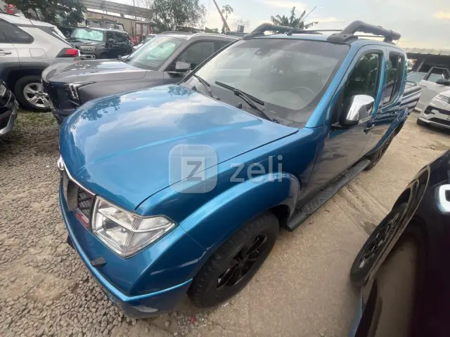 Nissan Navara 2017 — photo 3