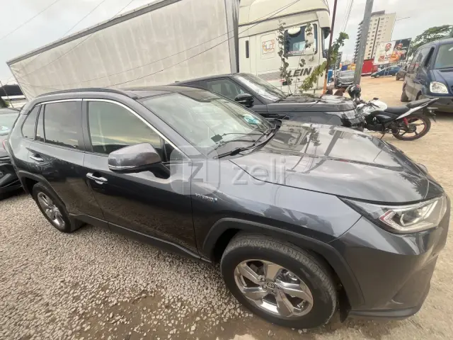 Toyota RAV4 2022 — photo 4
