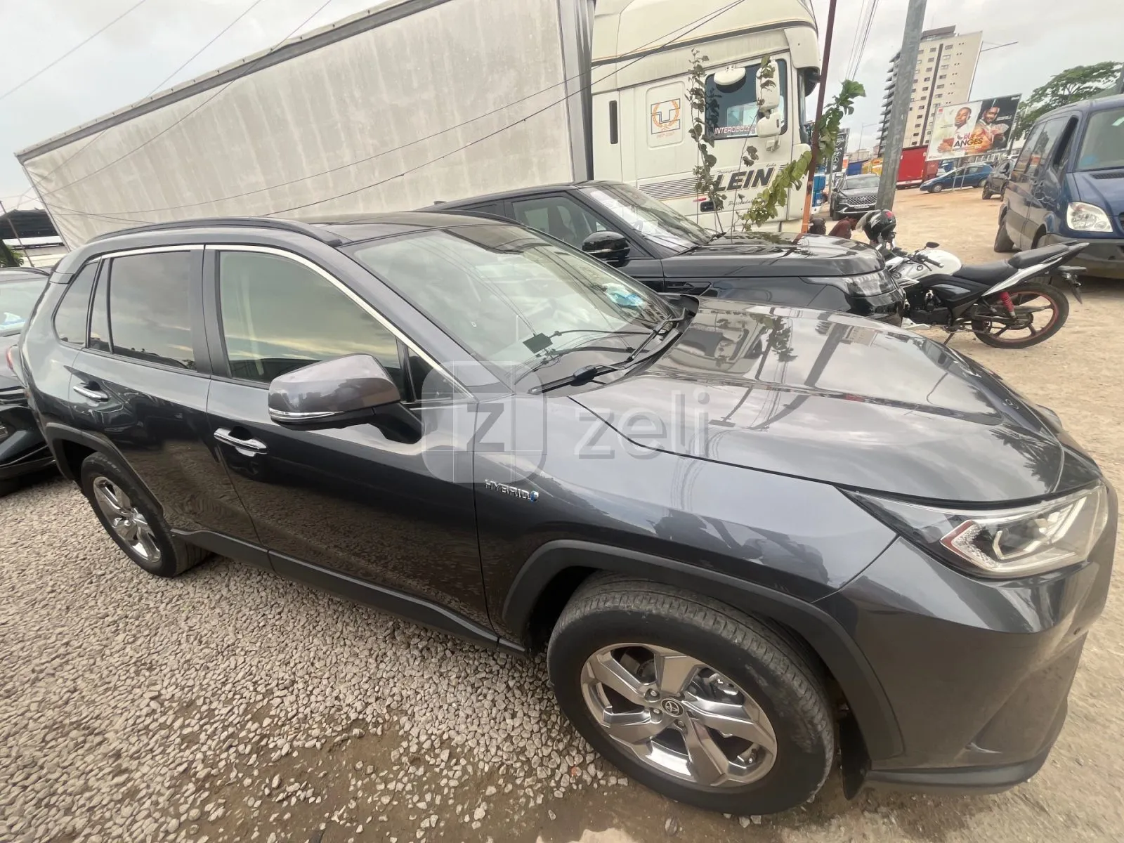 Toyota RAV4 2022 — photo 4
