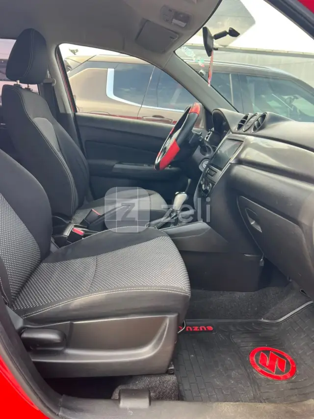 Suzuki Vitara 2020 — photo 12