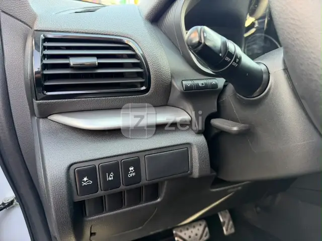 Mitsubishi Eclipse Cross 2023 — photo 10