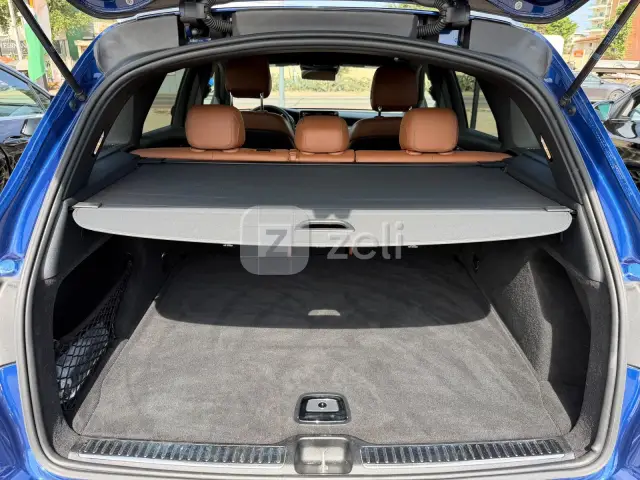 Mercedes GLC 2023 — photo 7