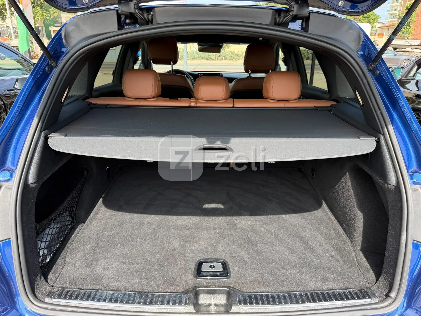 Mercedes GLC 2023 — photo 7
