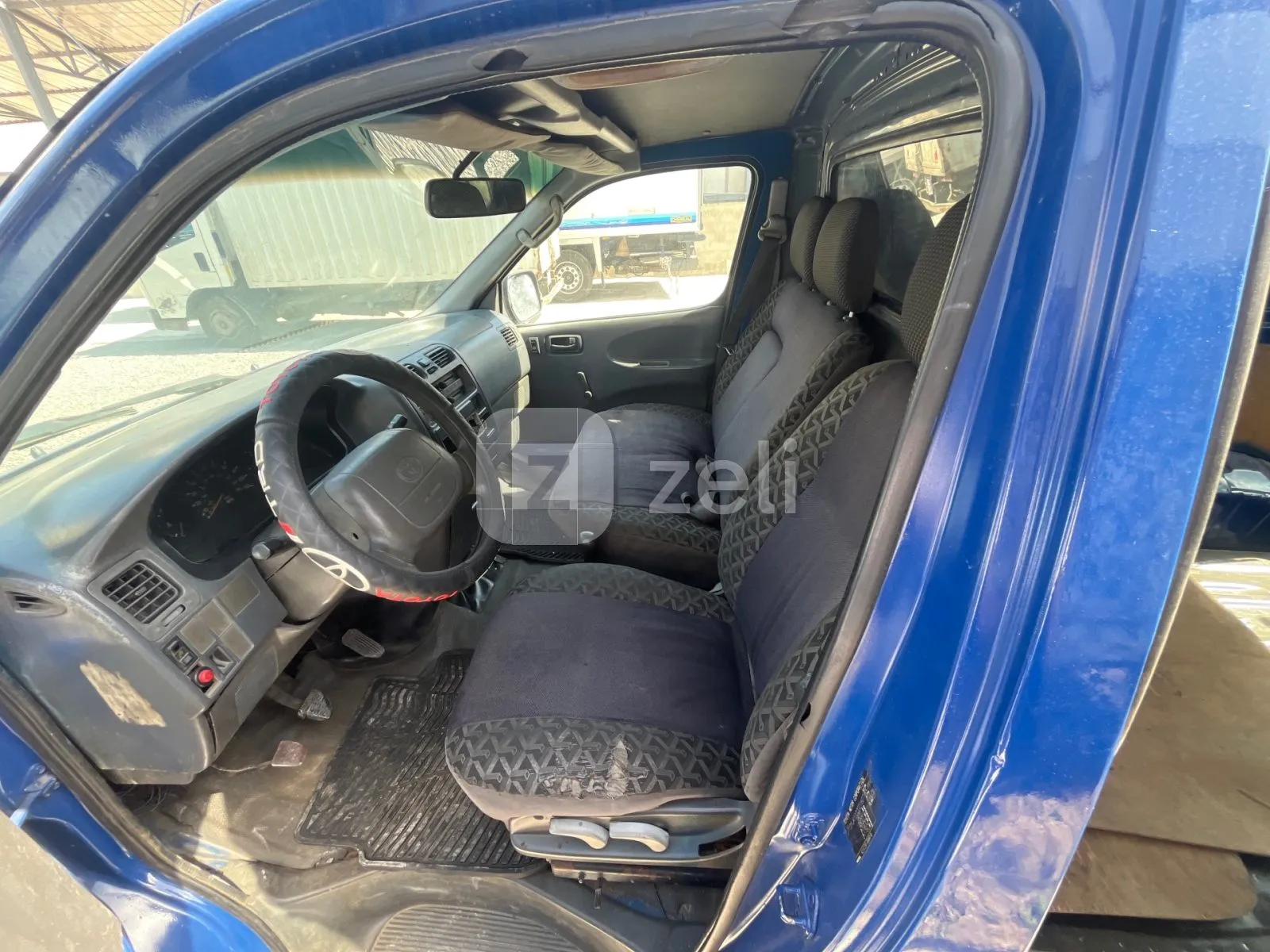 Toyota HiAce 2024 — photo 9