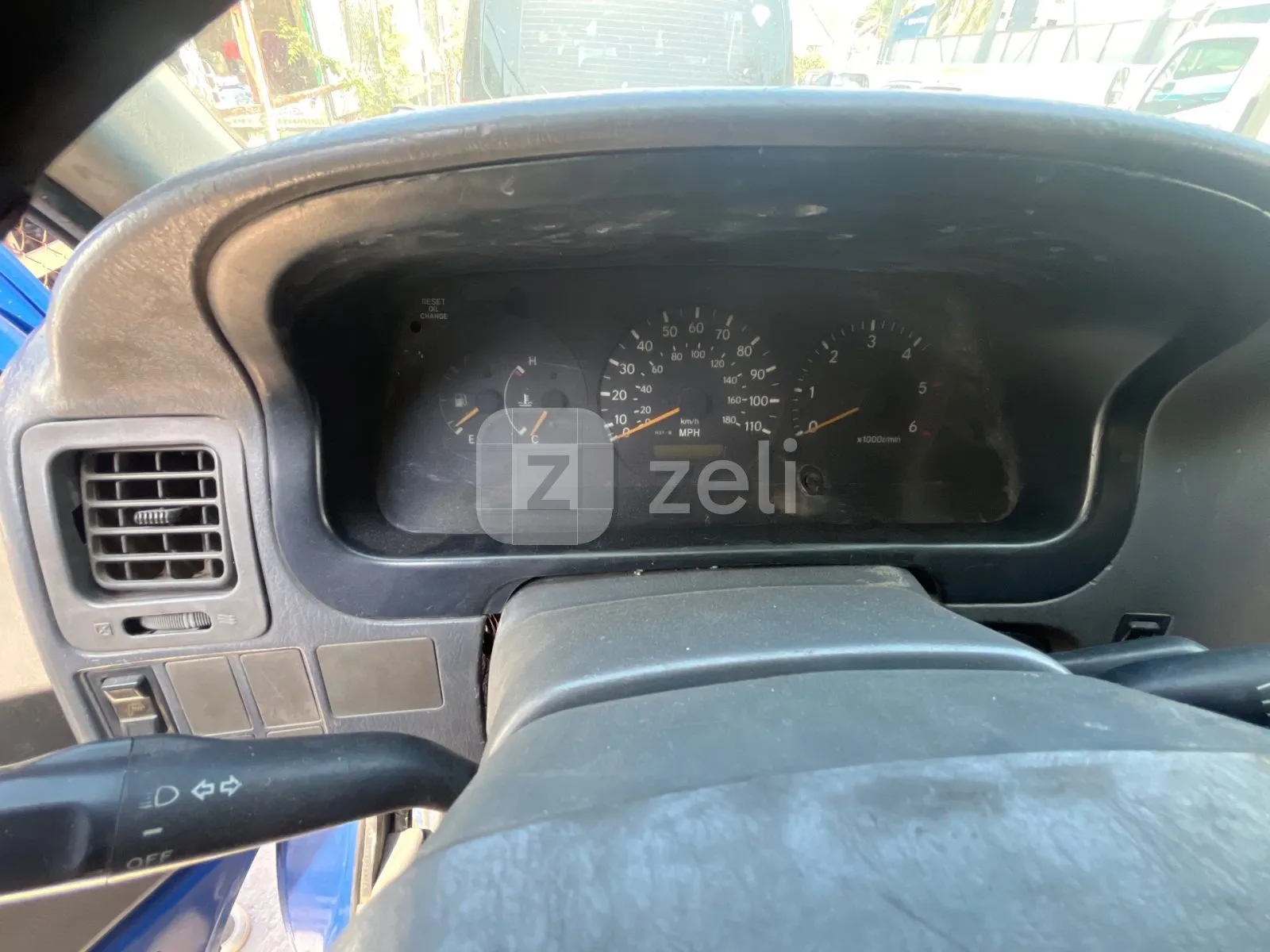 Toyota HiAce 2024 — photo 11